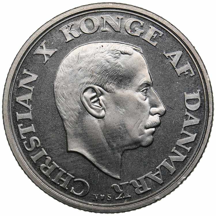 Denmark 2 kroner 1945 15.02g. ... 