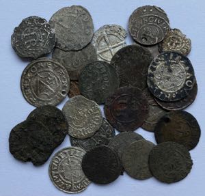 Livonian coins (22)
(27)