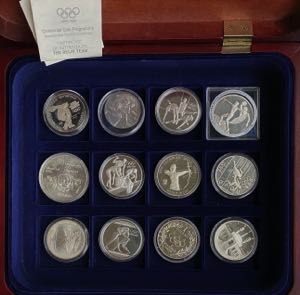 Wold lot of coins - Olympics (12)
(12)
