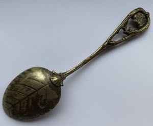 Old large spoon
196mm.