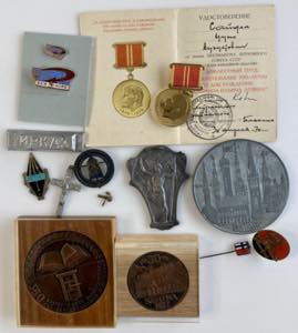 Group of medals, badges etc - Estonia, ... 