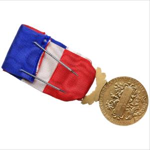 France medal 1951
15.11g. 27mm. XF