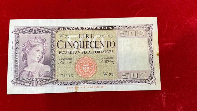 REPUBBLICA ITALIANA. 500 lire ... 