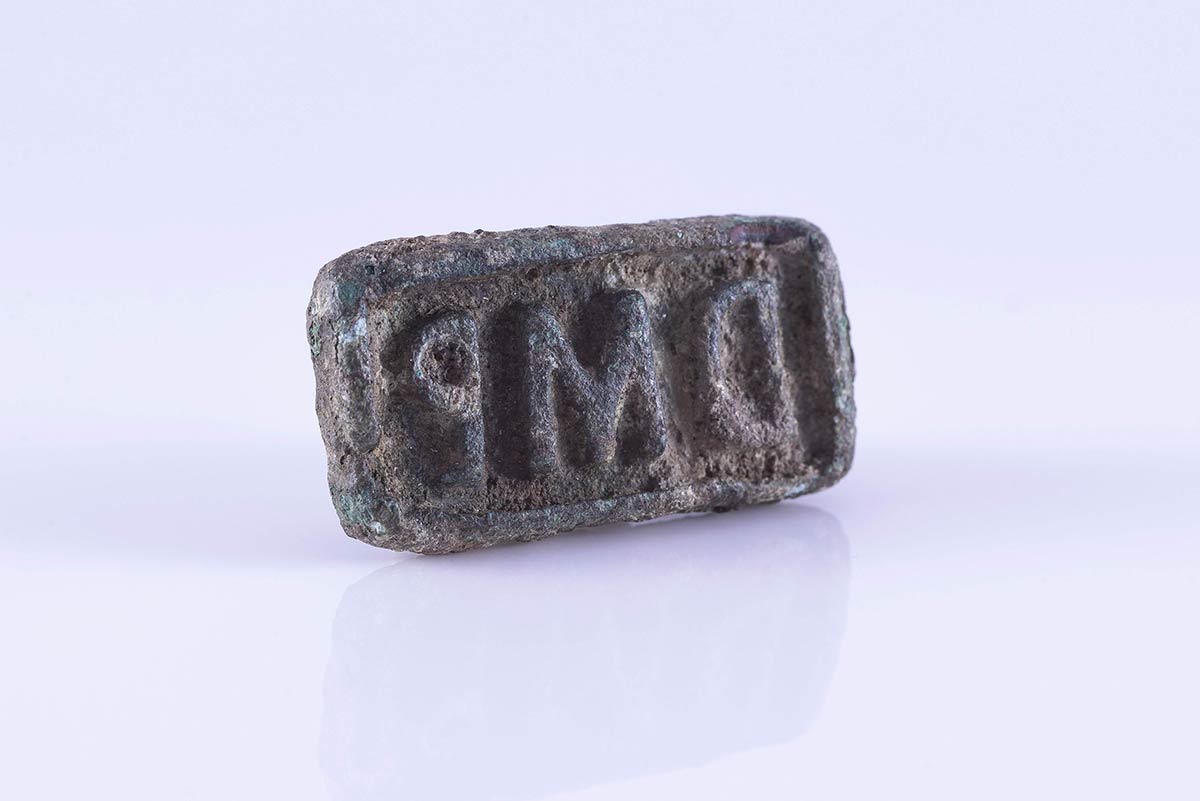 Dr. M.F. Khan on X: A Roman Bread Stamp. This one reads: Quintini Aquilae  or 'Century of Quintinius Aquila'. Ancient Romans made bronze bread stamps,  which were used to identify the baker.