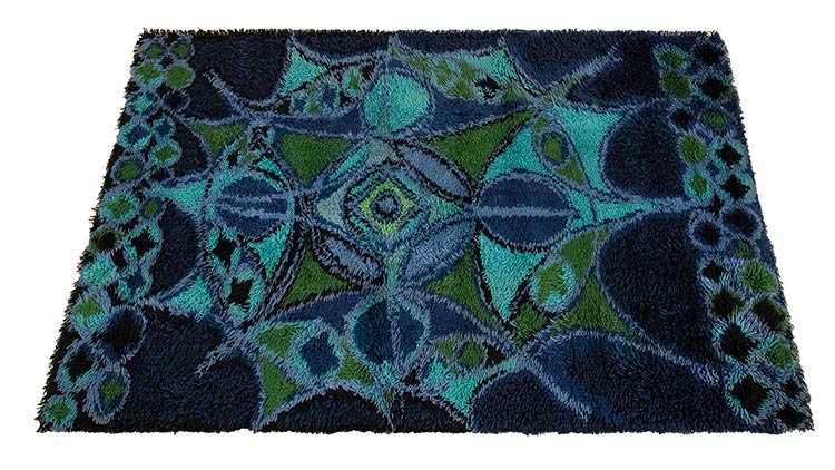 Rug with psychedelic patterns ... 