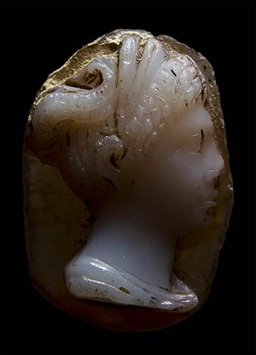 A roman two-layers agate cameo. ... 