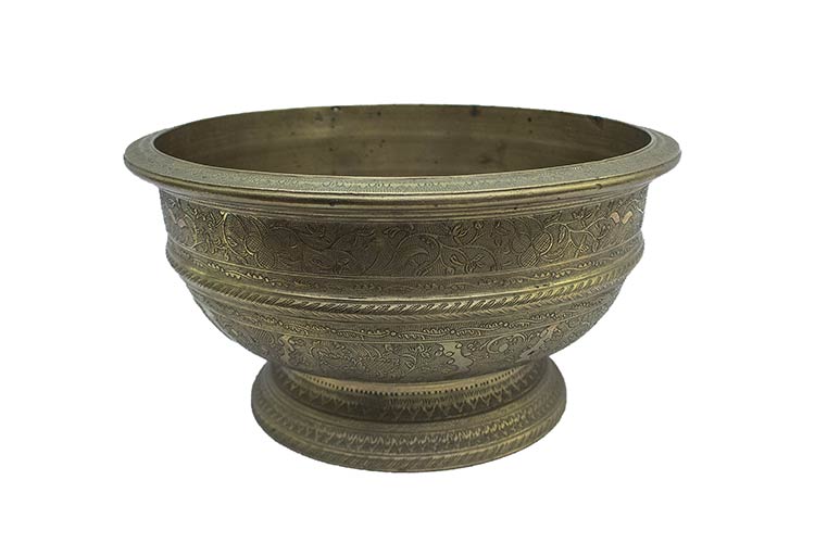 A LARGE INDONESIAN BRASS BOWL
Late ... 