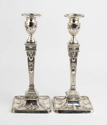 An English pair of sterling silver ... 