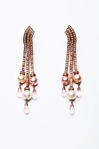 EARRINGS WITH COLORED PEARLS  Pair ... 