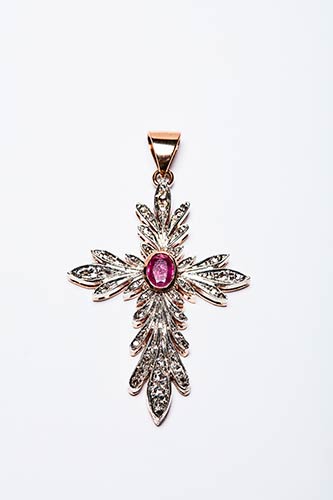 CROSS PENDANT  WITH  CENTRAL RUBY  ... 