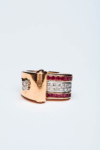 DECO RING WITH ... 