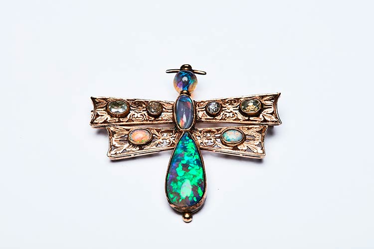DRAGONFLY BROOCH WITH OPALS    ... 