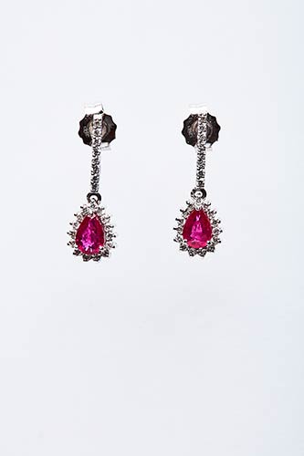 PAIR OF PENDANT EARRINGS WITH ... 