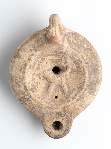 Roman Oil Lamp with Cornuacopiae, ... 