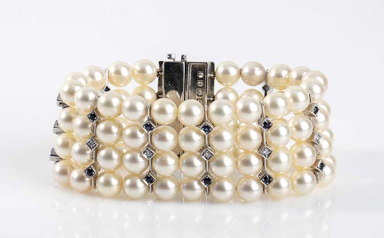 Pearls cuff bracelet  four ... 