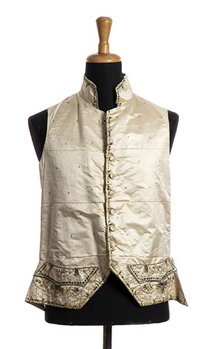 SILK AND LINEN VEST Late 18th ... 