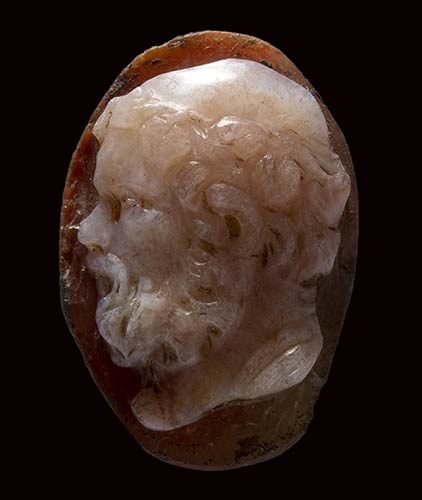 A postclcassical agate cameo. Bust ... 