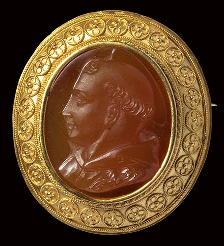 A carnelian cameo mounted in a ... 