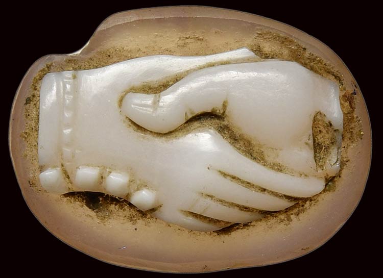 A late roman two-layers agate ... 