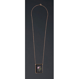 18K yellow gold necklace with an ... 