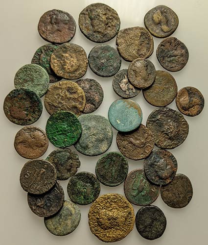 Lot of 33 Roman Imperial Æ coins, ... 