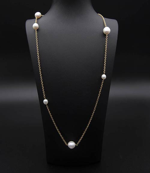 Pearls necklace, manifacture ... 