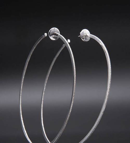 Diamonds hoop earrings; ; 18 kt ... 
