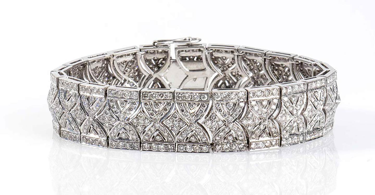 Semi rigid diamonds band bracelet ... 