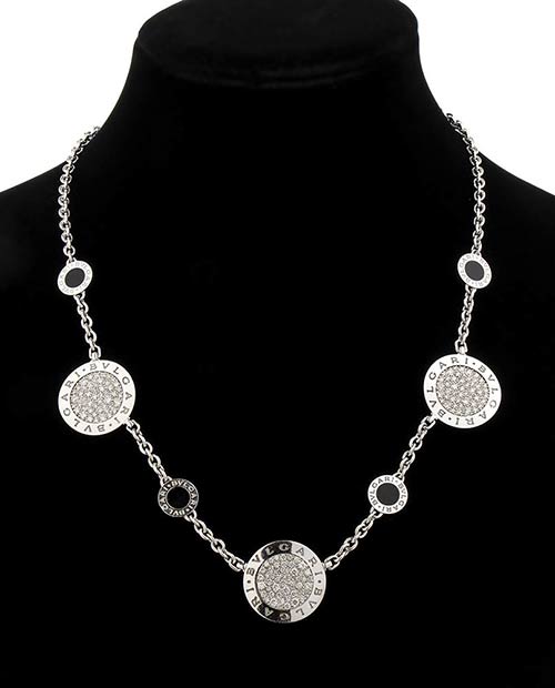 Diamonds onix reversible necklace ... 