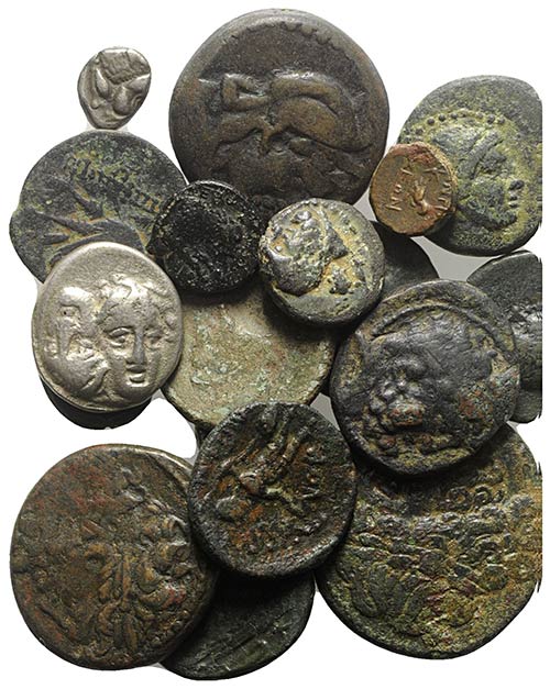 Lot of 20 AR and Æ Greek coins, ... 