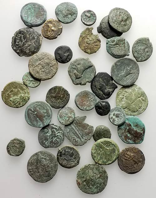 Mixed lot of 34 Æ coins, ... 