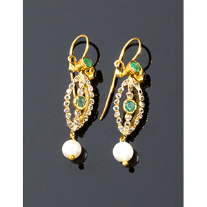 9K GOLD AND SILVER EARRING; ; ... 