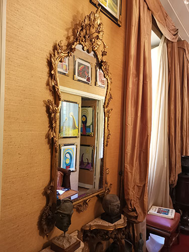 Italian gilt-wood mirror gilt-wood ... 