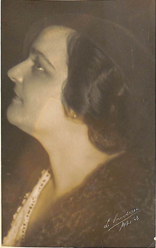 Gina Cigna (Parigi 1900 - ivi ... 