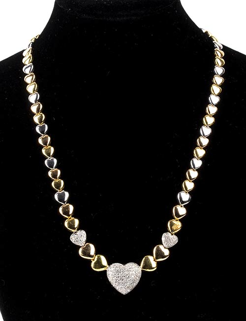 Diamond and gold hearts necklace ... 