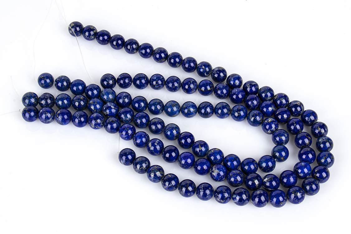 3 loose lapis lazuli beads ... 