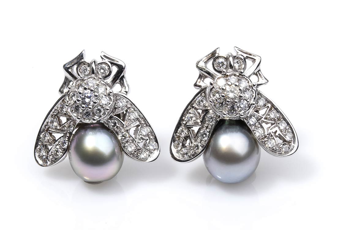 Gold, diamonds and pearls earrings ... 