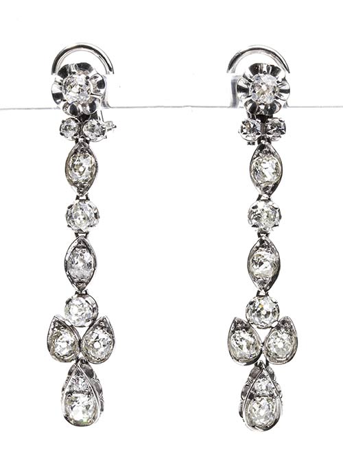 Gold and diamonds vintage earrings ... 