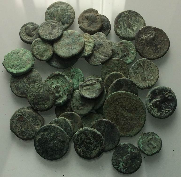 Lot of 40 Greek Æ coins, to be ... 