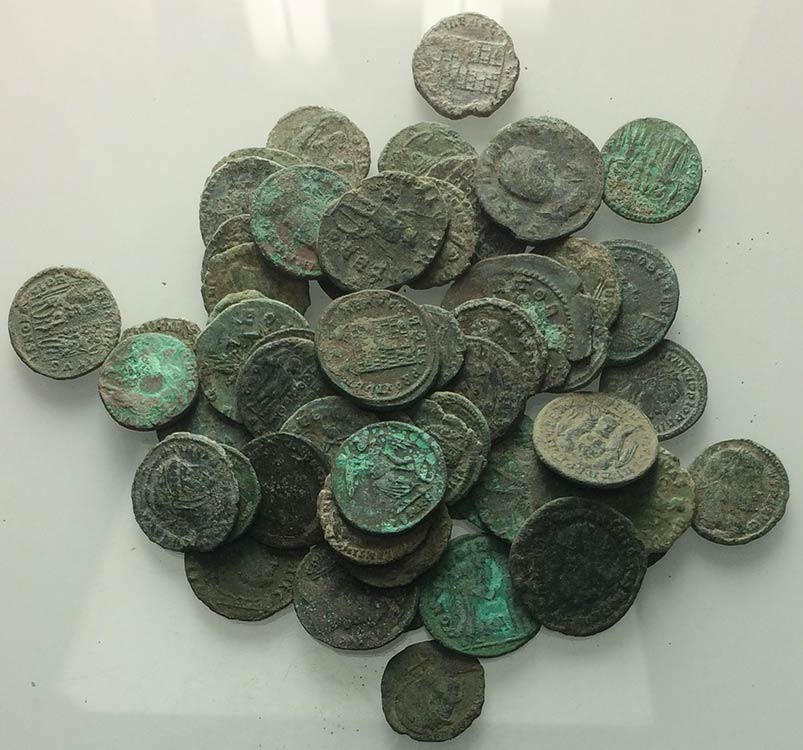 Lot of 60 Roman Imperial Æ coins, ... 