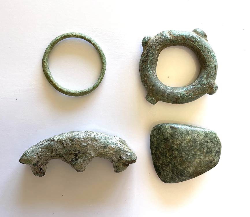 Lot of four Celtic - Greek bronze ... 