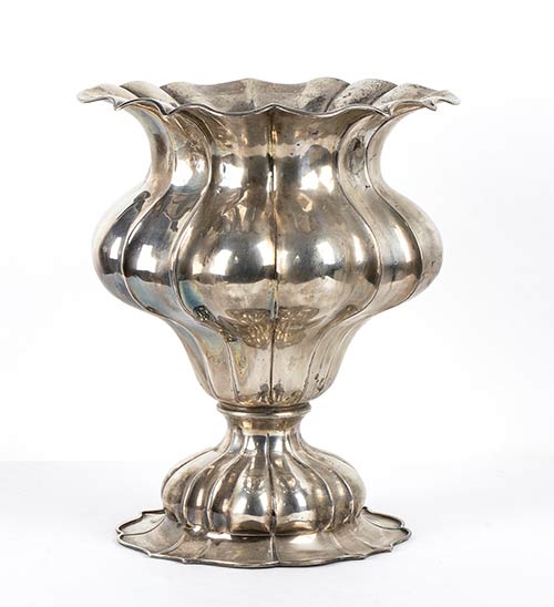 800/1000 silver vase - Italy, 20th ... 