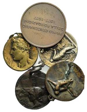 Lot of 5 Italian Æ Medals, to be ... 