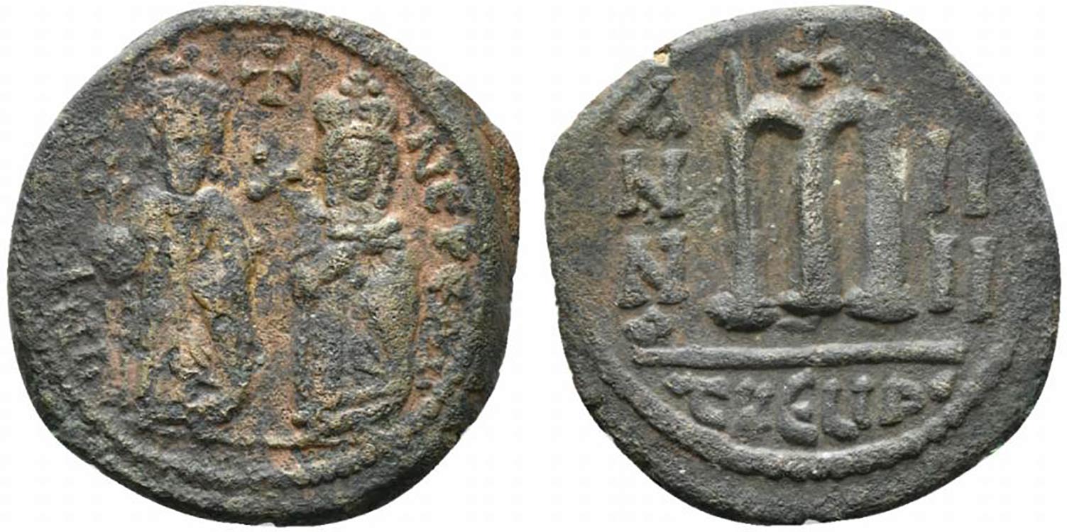 Phocas (602-610). Æ 40 Nummi ... 