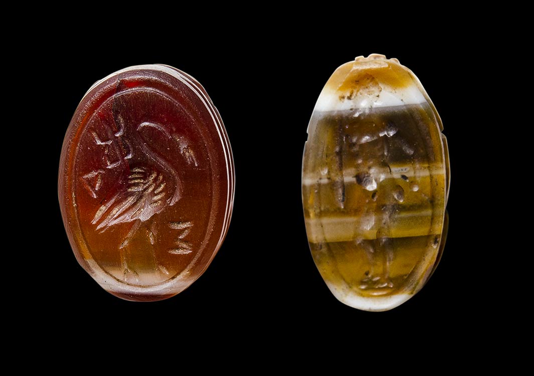 A lot of 2 agate scarabs. 2nd ... 