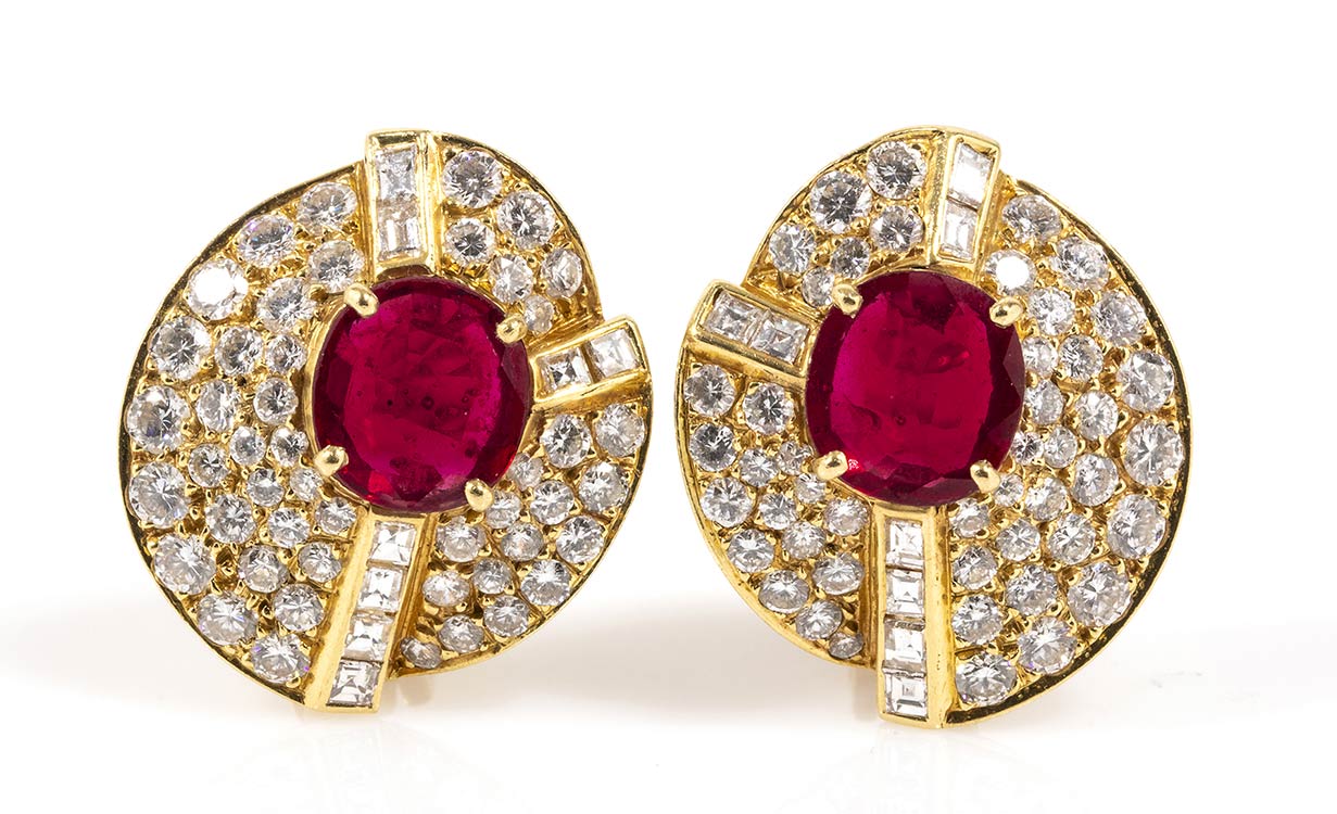 Gold rubies and diamonds earrings ... 