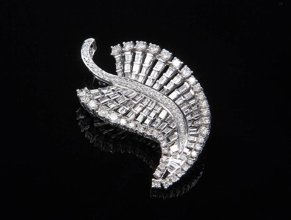 Diamonds pendant-brooch 18k white ... 