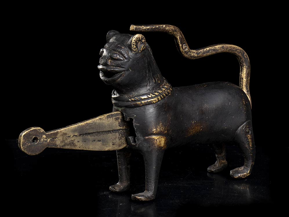 A LION SHAPED BRASS PADLOCK AND ... 