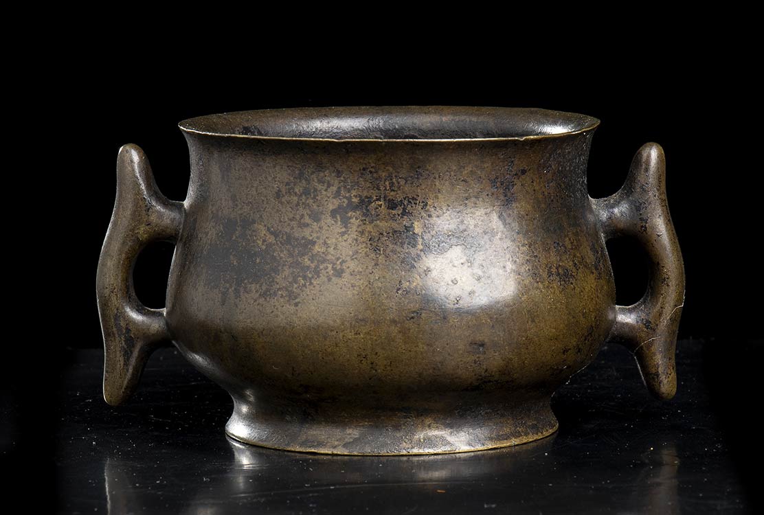 A BRONZE CENSER
China, Qing ... 