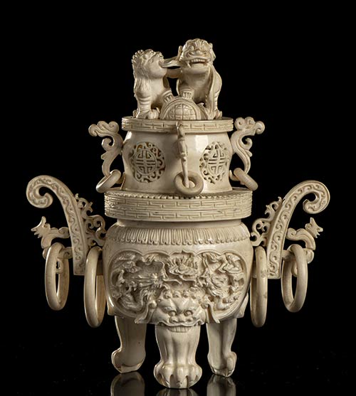 AN IVORY VASE WITH LID
China, ... 